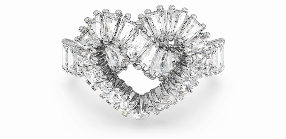 Cocktail Ring in the Shape of a Heart Made of Interwoven Swarovski Crystals