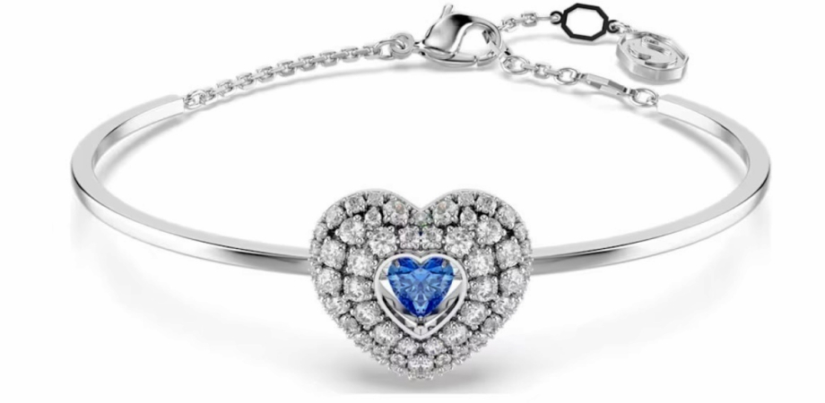 Bracelet with a Central Blue Heart-Shaped Stone