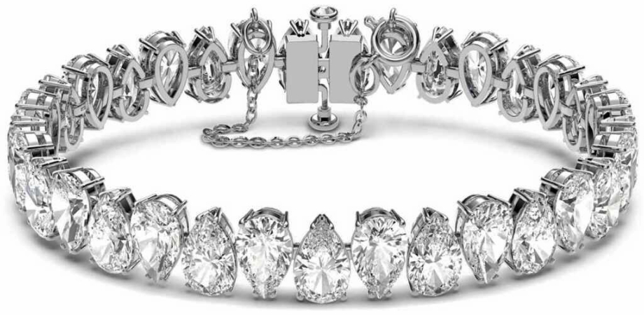 Bracelet with Large Crystals and an Unconventional Clasp